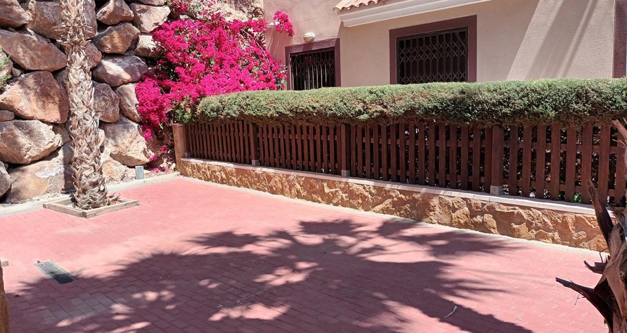 Apartamento Tranquilo Cerca De Buena Piscina Y Con Buen Aire Acondicionado Águilas Екстериор снимка