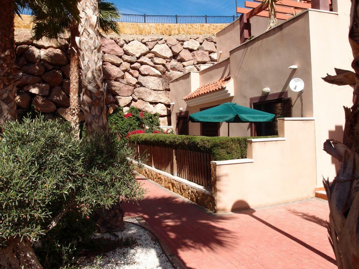 Apartamento Tranquilo Cerca De Buena Piscina Y Con Buen Aire Acondicionado Águilas Екстериор снимка